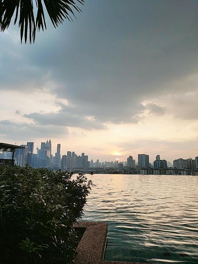 Kuala Lumpur Datum Jelatek - Klcc View - Infont Lrt And 5 Minutes To Klcc -near By Gleneagles Aparthotel