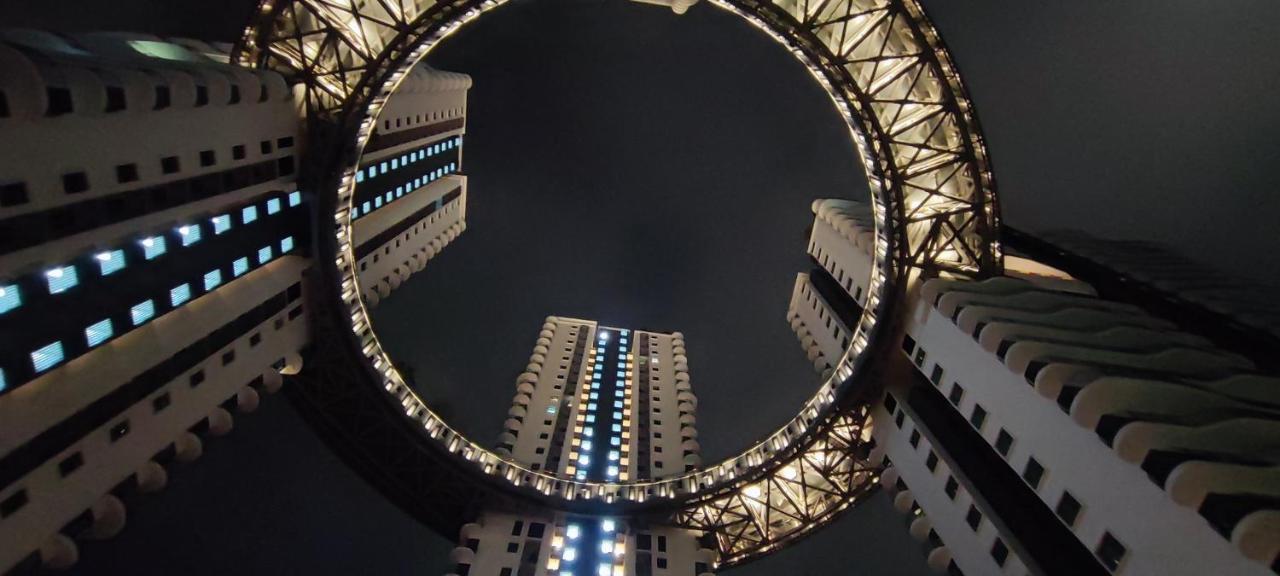 Kuala Lumpur Datum Jelatek - Klcc View - Infont Lrt And 5 Minutes To Klcc -near By Gleneagles Aparthotel